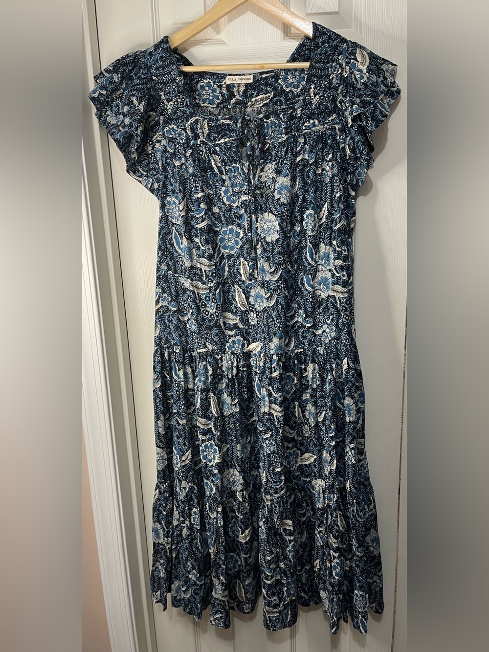 Ulla Johnson Blue Floral Tiered Whimsical Kasim Ruffle Sleeve Midi Dress size 10